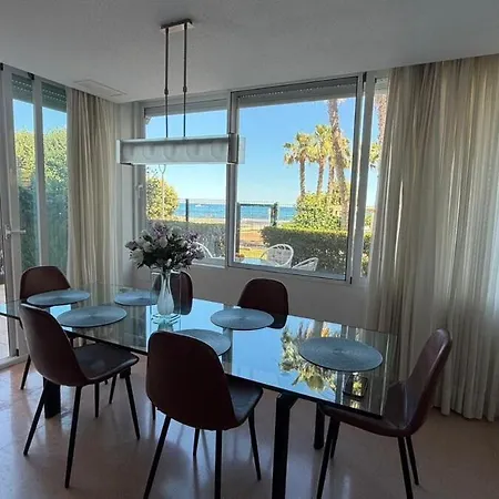 Beachfront With Sea Views, Pool, Parking *