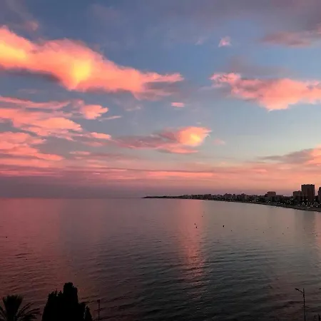 Appartement Beachfront With Sea Views, Pool, Parking