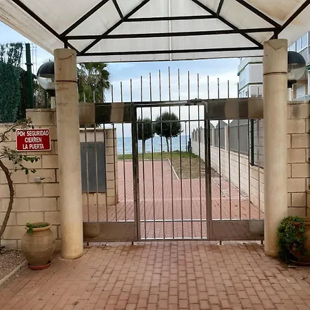 Beachfront With Sea Views, Pool, Parking El Campello