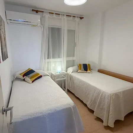 Appartement Beachfront With Sea Views, Pool, Parking