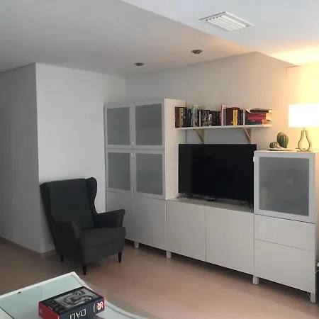 Appartement Beachfront With Sea Views, Pool, Parking *